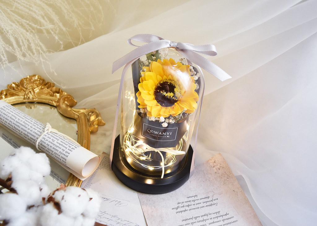 永生玫瑰花束玻璃燈罩 向日葵 乾燥花 生日 情人節 送禮 教師節 - 乾燥花/永生花 - 植物.花