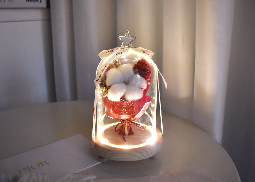 永生玫瑰花束玻璃燈罩 向日葵  乾燥花 生日 情人節 送禮 教師節 - 乾燥花/永生花 - 植物．花 