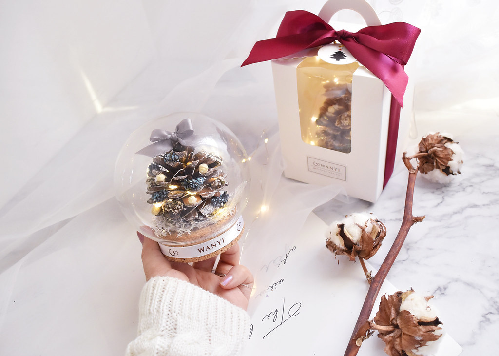 松果聖誕樹魔法球小夜燈 乾燥花  聖誕禮盒 交換禮物 附聖誕包裝 - 擺飾/家飾品 - 植物．花 咖啡色