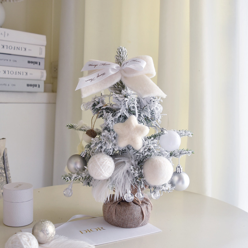 雪白聖誕樹DIY材料包 聖誕節 附聖誕包裝 交換禮物 聖誕禮物聖誕 - 花藝/盆栽/植栽 - 其他材質 白色