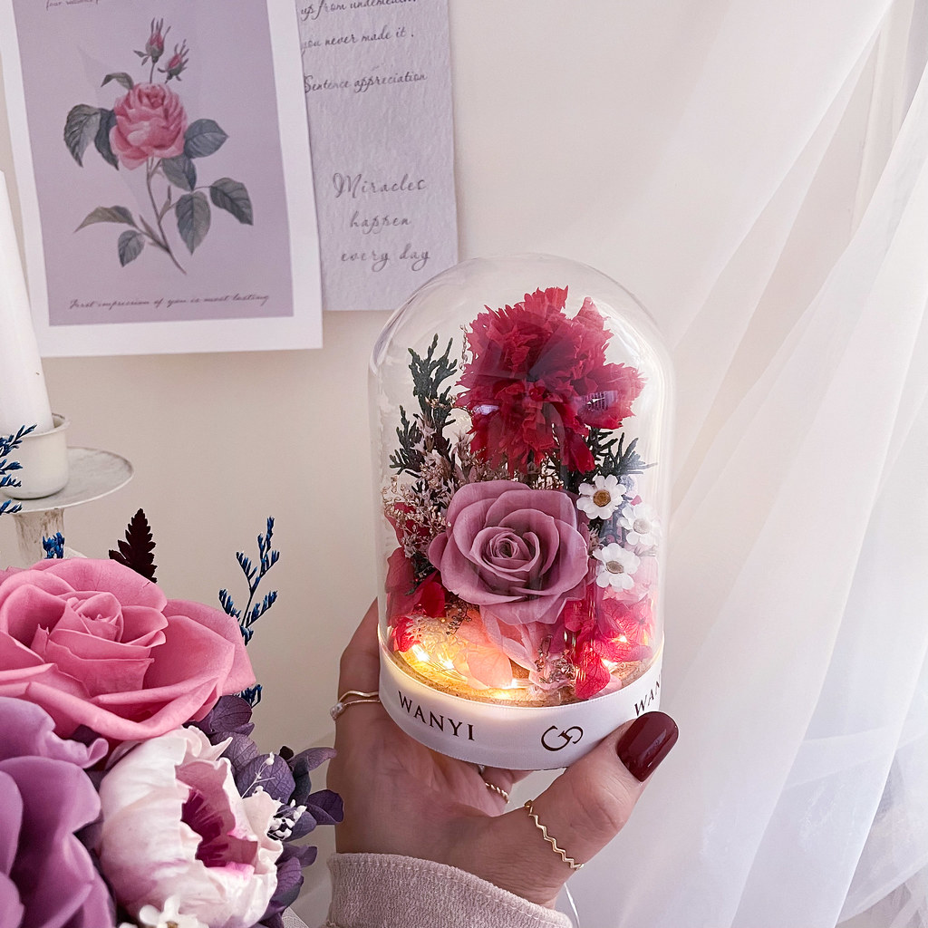 玫瑰花/康乃馨玻璃罩 乾燥花 永生花 夜燈 婚禮 母親節禮物 畢業 - 乾燥花/永生花 - 植物.花 多色