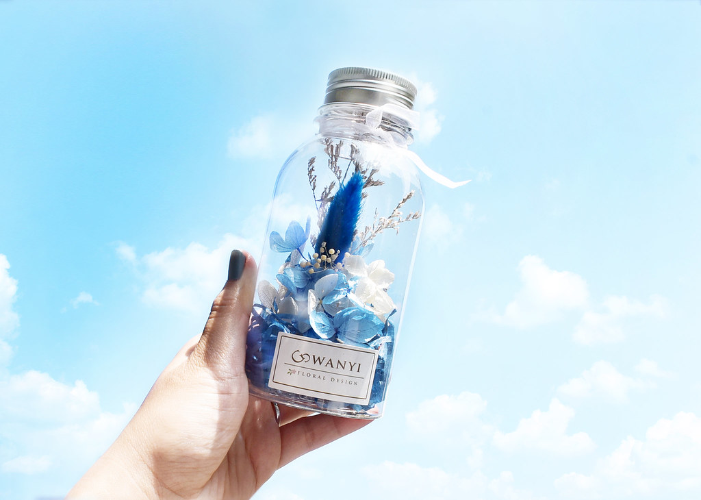 向日葵畢業小花罐 畢業禮物 永生花  乾燥花 向日葵 小夜燈康乃馨 - 乾燥花/永生花 - 植物．花 紅色